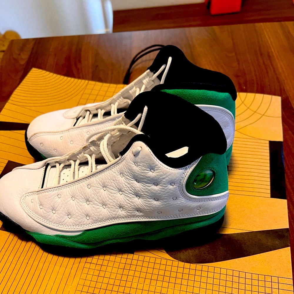 Jordan lucky green 13 size 9